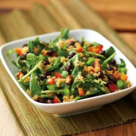 Salade santé de Quinoa et épinards